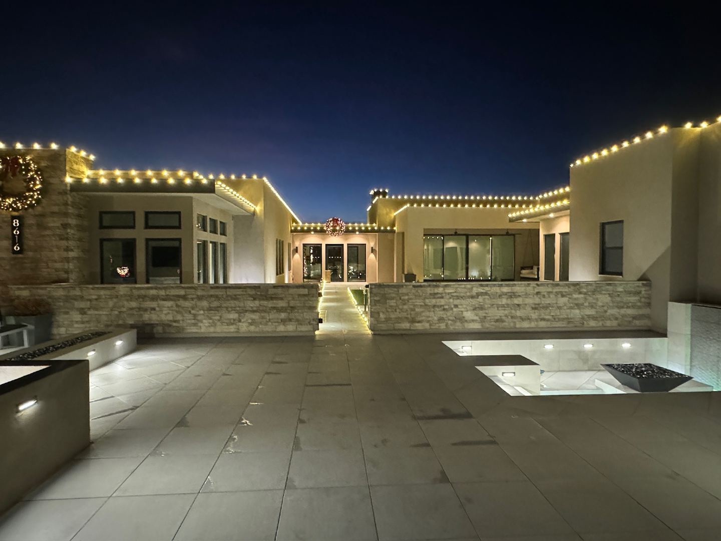 San Diego ranch estate — elegant roofline Christmas lights